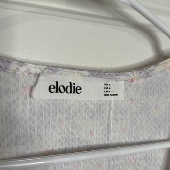 Elodie Lavender Floral Crop Top Size Medium NWT - Picture 7 of 8